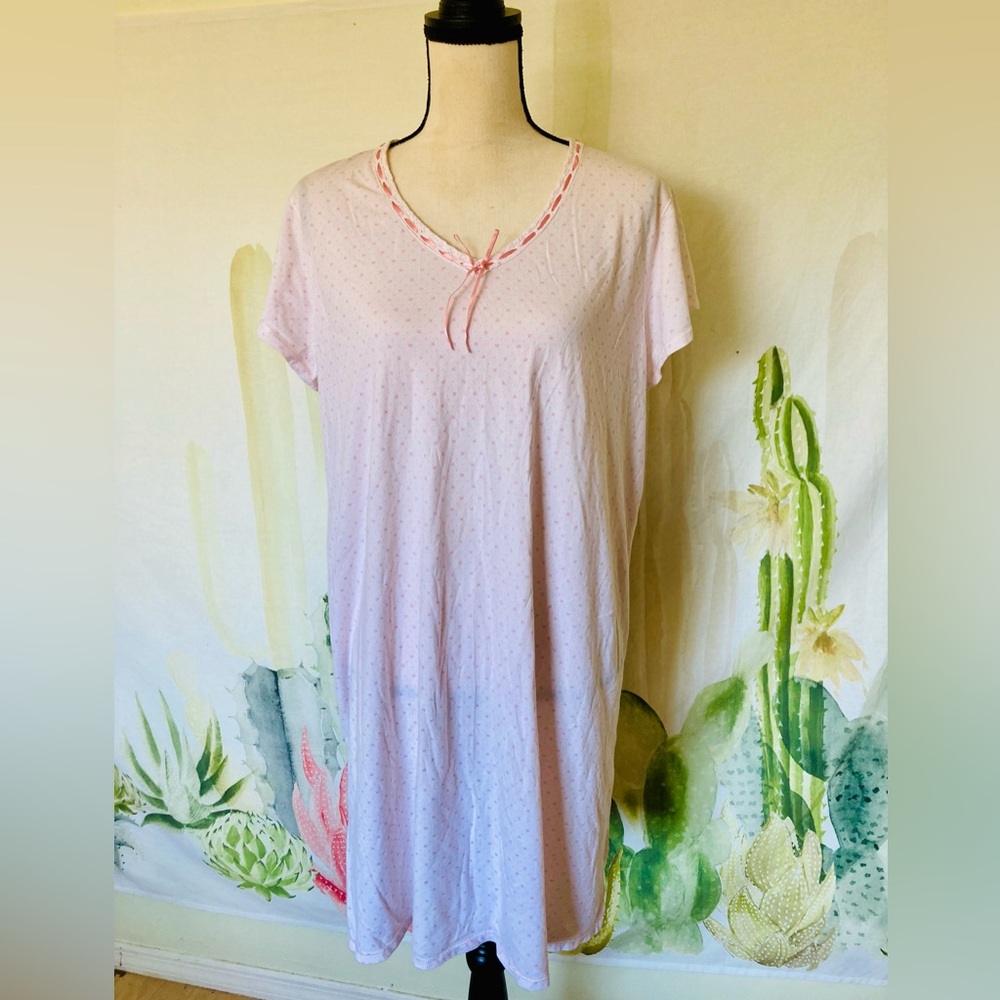 Liz Claiborne Pink Nightgown